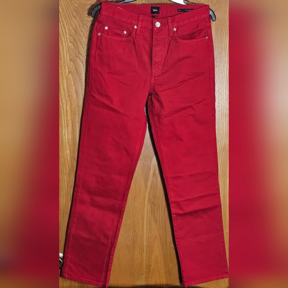 NWT Cai Classic Straight